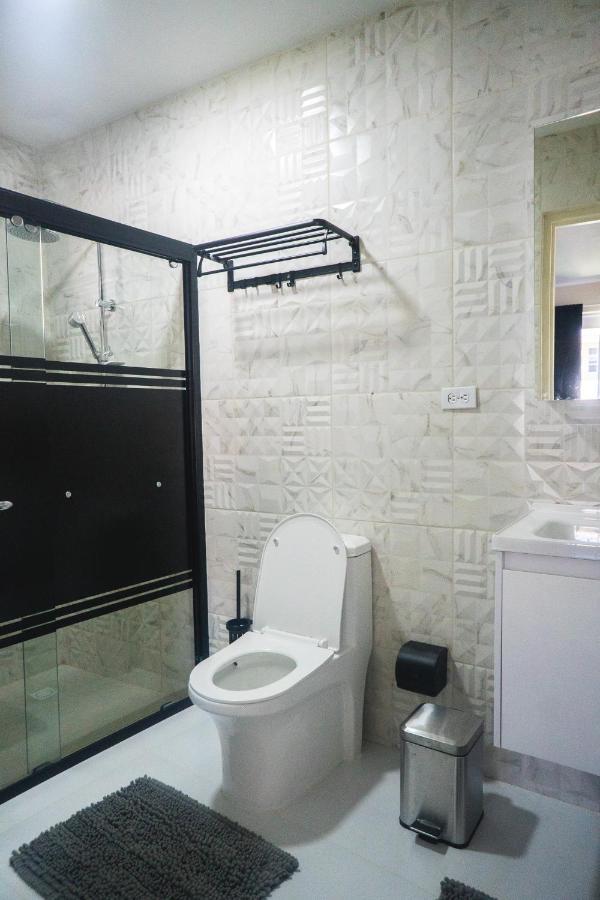 Ferienwohnung Pavia'S Centerpoint Oasis Oranjestad Exterior foto